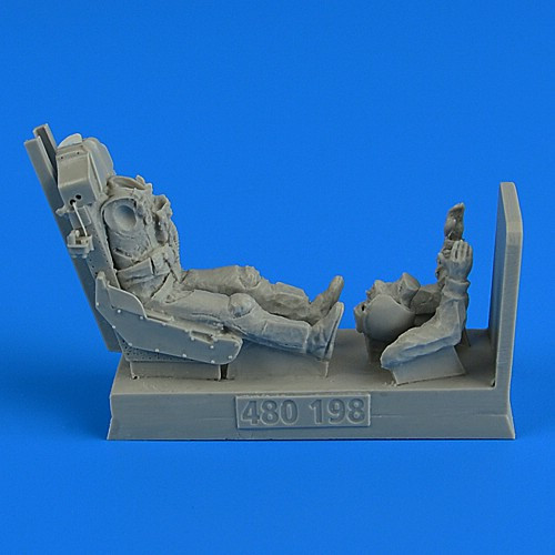 480198 USAF Fighter Pilot with ejection seat for F-5E