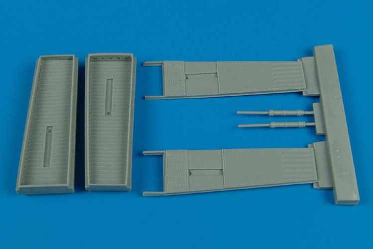 7247  A-3 Skywarrior speed brakes