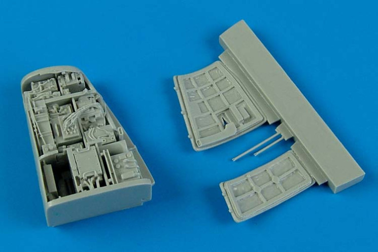 4590  Sepecat Jaguar A electronic bay