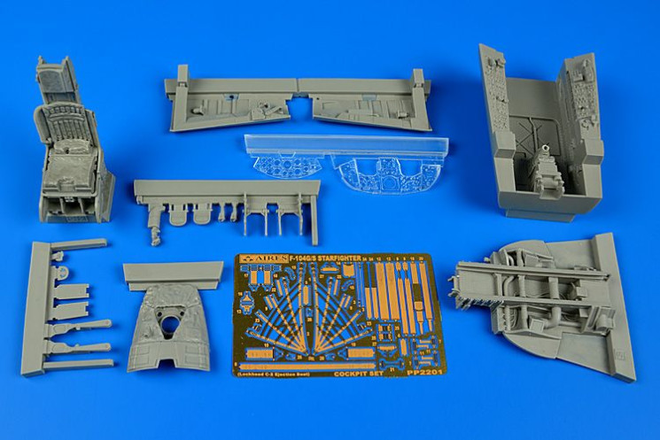 2201  F-104G/S Startfighter cockpit set (C2 seat)