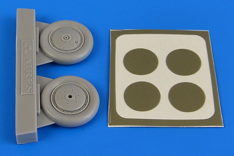 4692  I-153 Chaika wheels & paint masks