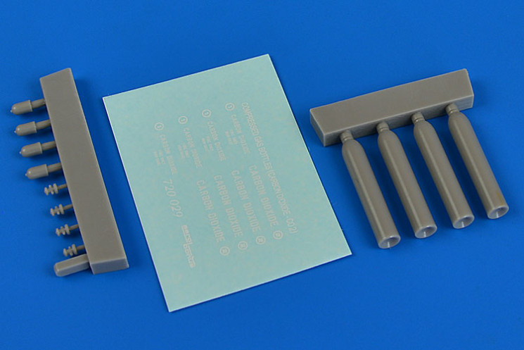 720029  Compressed gas bottles (carbon dioxide)