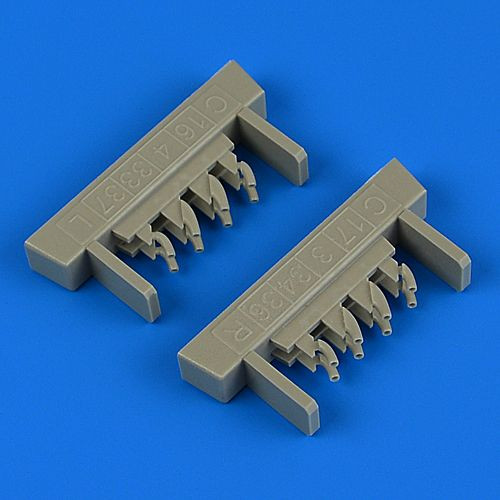QB48851 Выхлопные патрубки на Пе-2