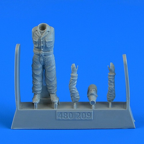 480209 USAAF WWII Aircraft Mechanic