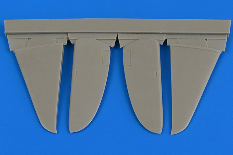 4693  LaGG-3 control surfaces