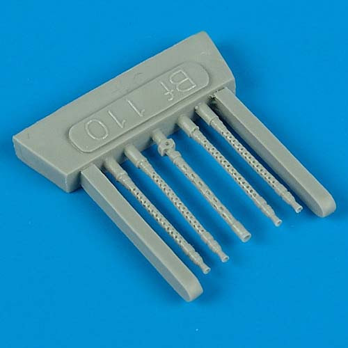 QB48143  Bf 110E gun barrels