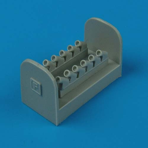 QB72240  Spitfire Mk. XIV exhaust - round
