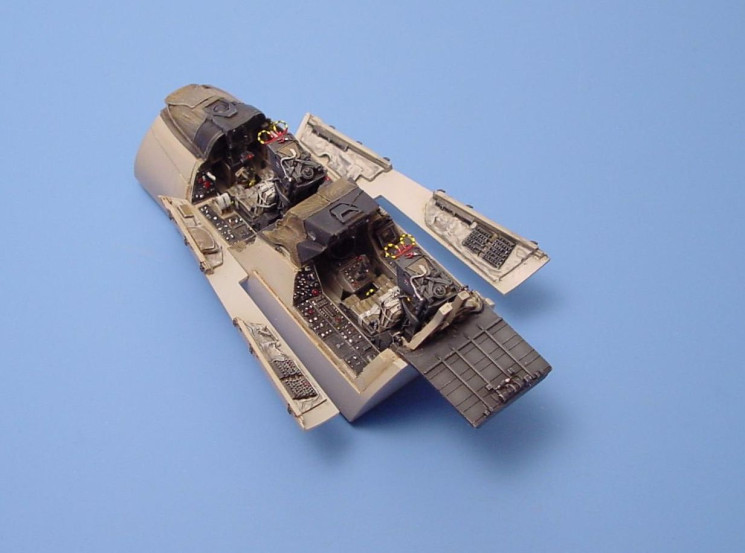 4149  F-14B Tomcat cockpit set