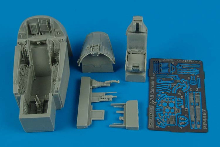 4497  A-7D Corsair II cockpit set