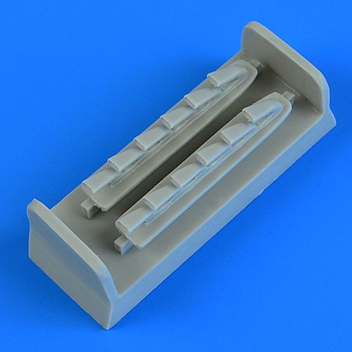 QB48899 Bf 109G-10 выхлопные патрубки