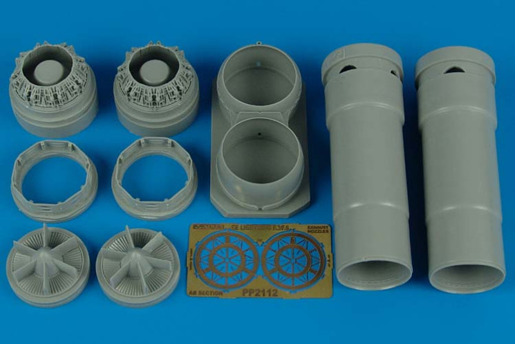 2112  BAE Lightning F.3/F.6 exhaust nozzles