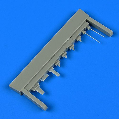 QB48763  Sea Vixen FAW.2 antennas