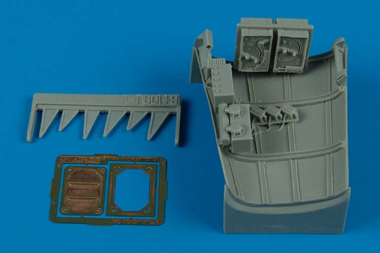 2113  Bf 109E radio equipment