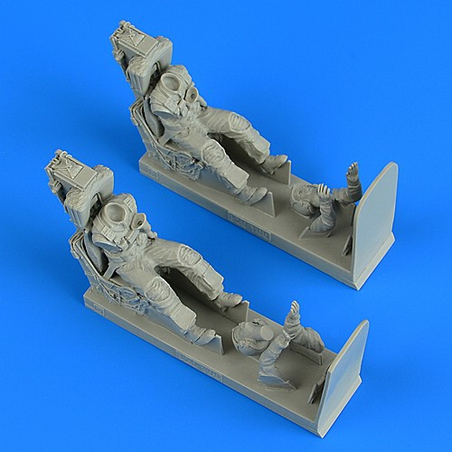 320100 US Navy Pilot & Operator with ej. seats for F-4B/N/J/S Phantom II