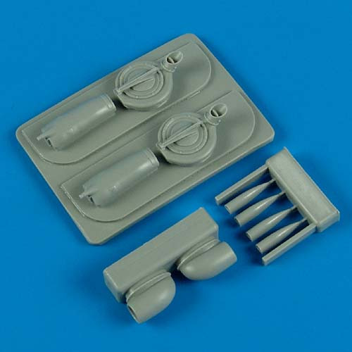 QB48467  P-38F Lightning air intakes  & B-33 supercharger