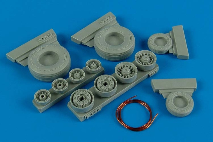 148001  F-14A Tomcat weighted wheels