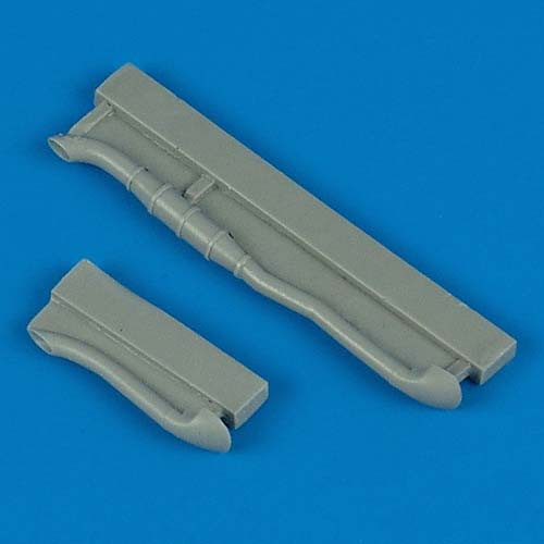 QB72151  Wellington Mk. Ic early exhaust