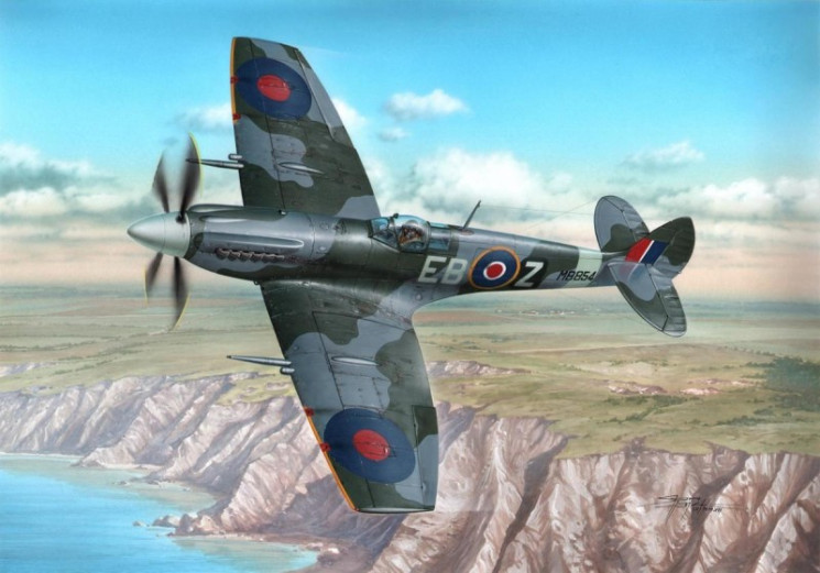 SH48107  Supermarine Spitfire Mk.XII  / Low Altitude /