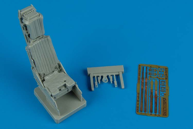2120  SJU-4/7A ejection seat - (for US AV-8B versions)