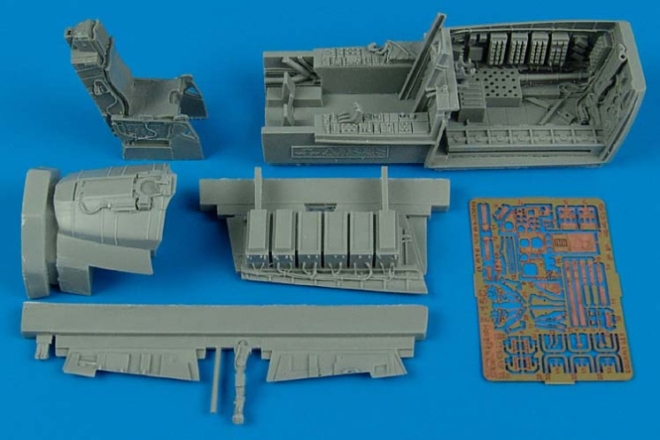 4409  F-15C Eagle cockpit set - (late version)