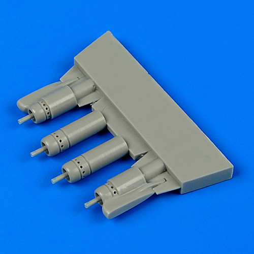 QB48672  F4U-5 Corsair gun barrels with pylons
