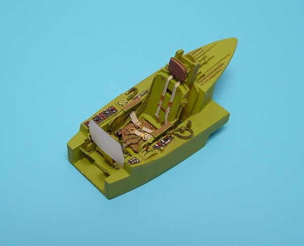 4022  F-86F Sabre cockpit set