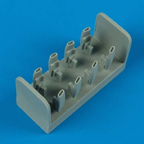 QB72359  Halifax B Mk.I/II air intakes