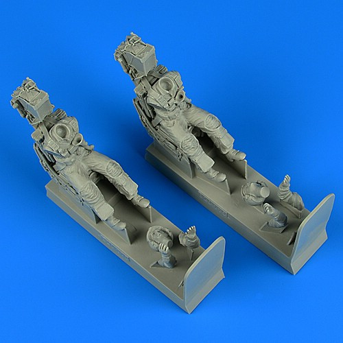 320110 US Navy Pilot & Operator with ej. seats for F-14A/B Tomcat