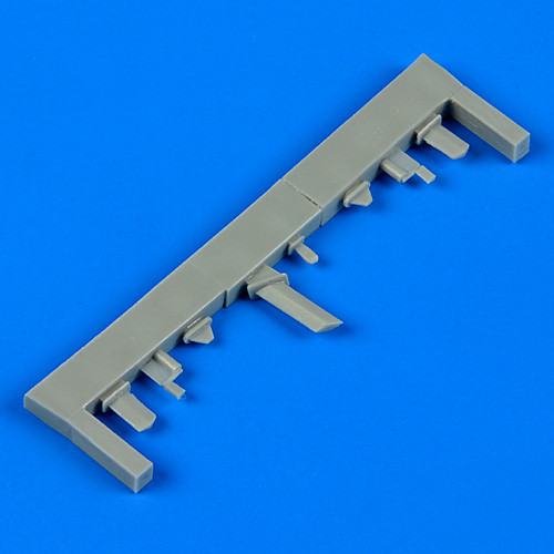 QB48574  F-105G Thunderchief antennas