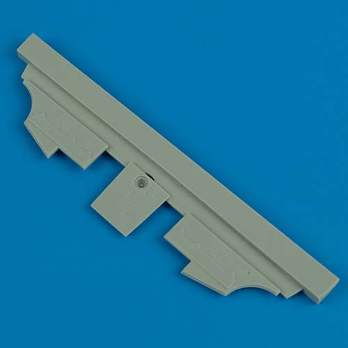 QB72260  P-47D-30 Thunderbolt wing conversion
