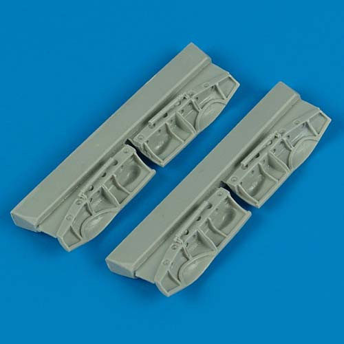 QB72158  Beaufighter undercarriage covers