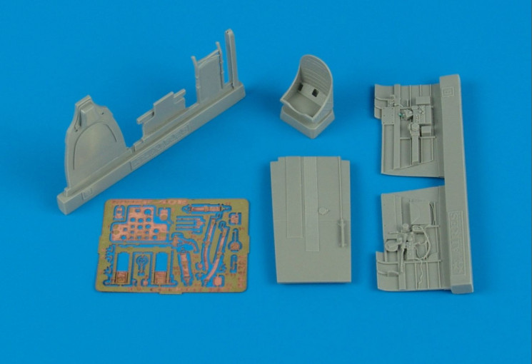 4301  P-40B cockpit set