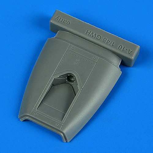 QB49136 A-10A/C Thunderbolt II відкрита панель доступу до палива  /рання/ 1/48