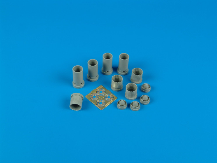 7171  B-58 Hustler exhaust nozzles