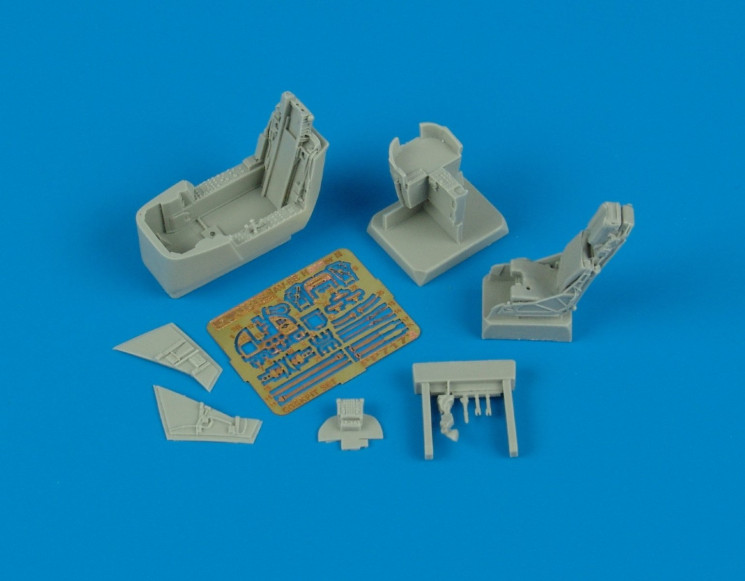 7173  AV-8B Harrier II cockpit set