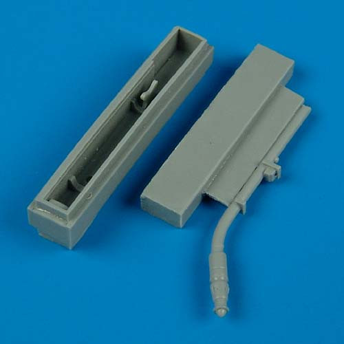 QB48275  F-105 refueling probe
