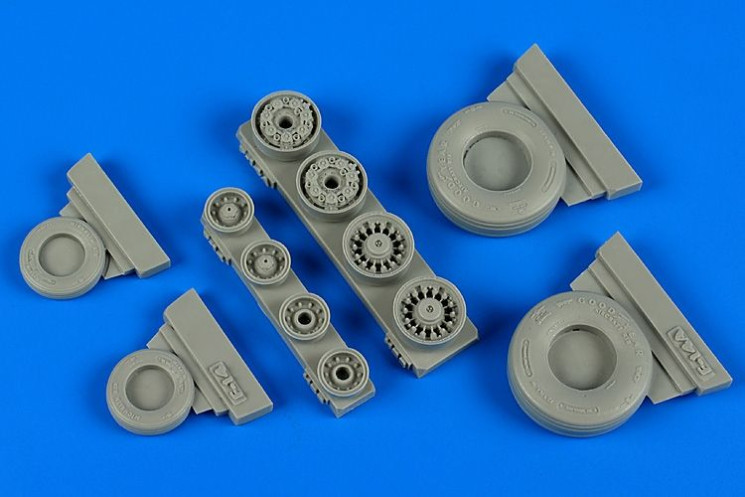 148013  F-14A Tomcat weighted wheels