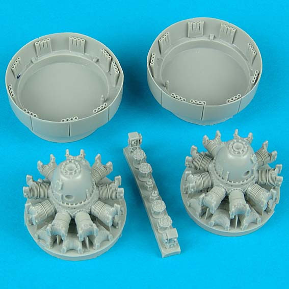 QB48062  A-26B/C engines