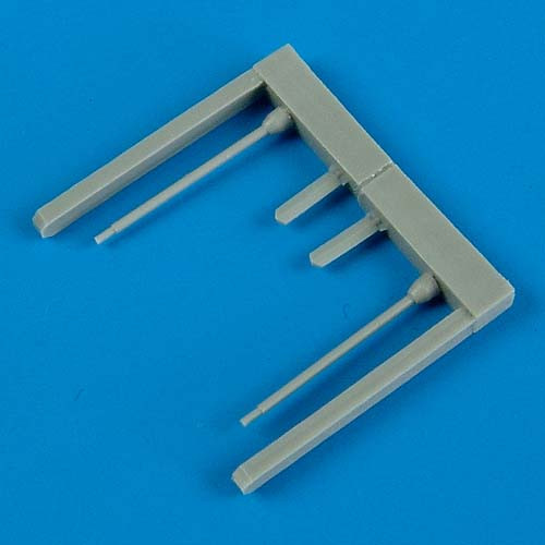 QB72367  Seahawk Mk. 100 pitot tube, antenna