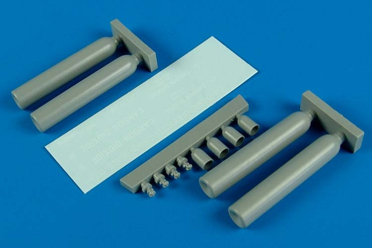 320024  Compressed gas bottles - Carbon Dioxide
