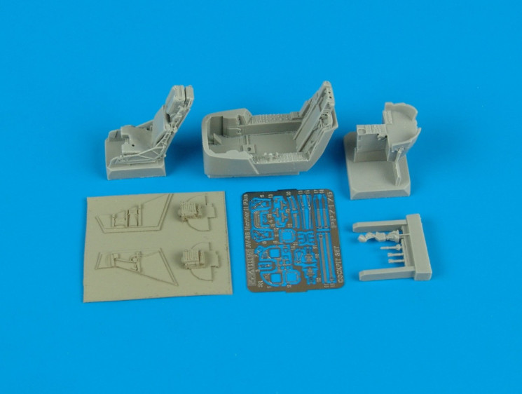 7176  AV-8B Harrier II Plus cockpit set