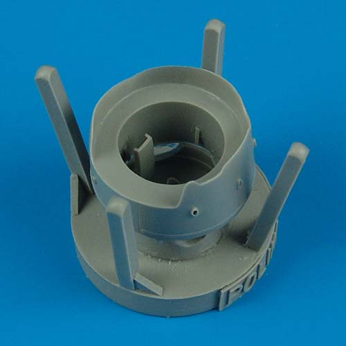 QB72268  I 153 new cowling